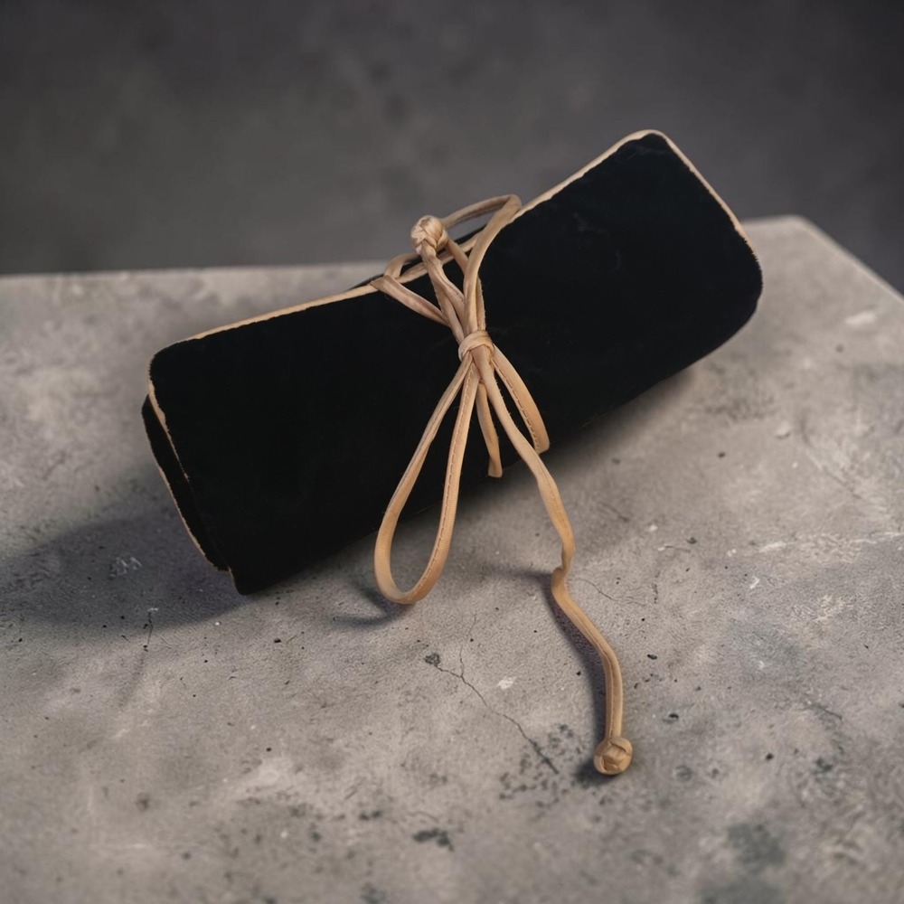 Vintage velvet roll up tie jewlery holder travel bag storage soft
